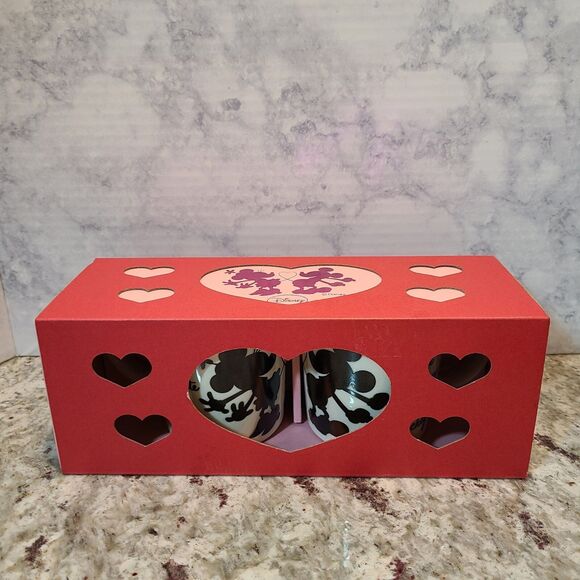 Sango Disney Mickey And Minnie Sweethearts Mugs Set of 2 VHTF - Picture 1 of 9